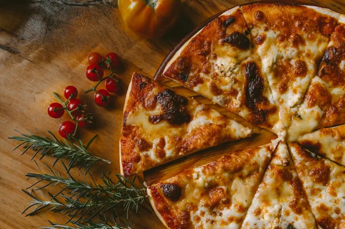 Wood-fired authentic Neapolitan pizza at George & Dragon Bucharest, Str. Cuza Vodă 46